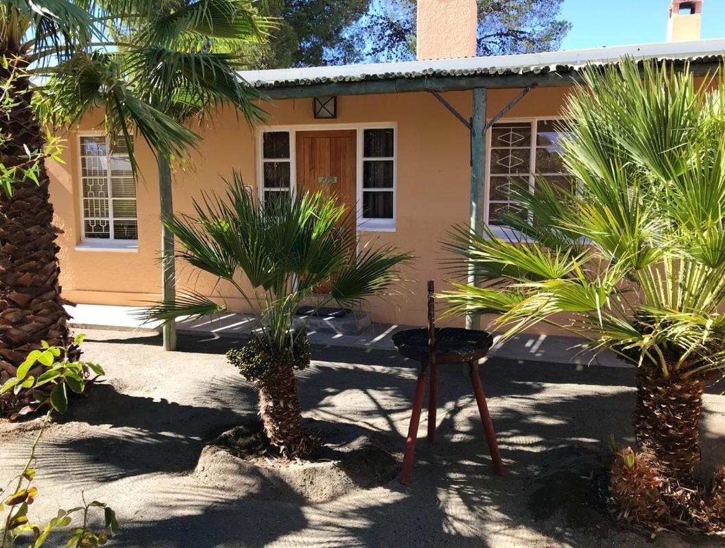 Die Katte Guest House Cottages- Vosburg Exteriör bild